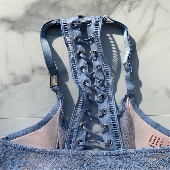 Victoria’s Secret Very Sexy Unlined Plunge Bra - Picture 8 of 11